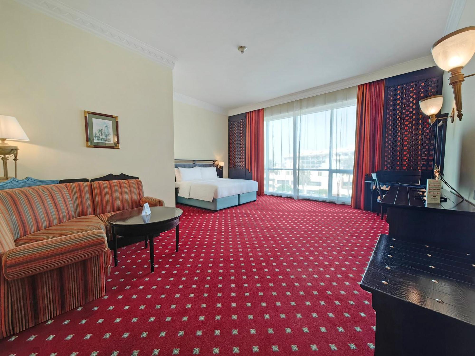 Millennium Airport Hotel 4*